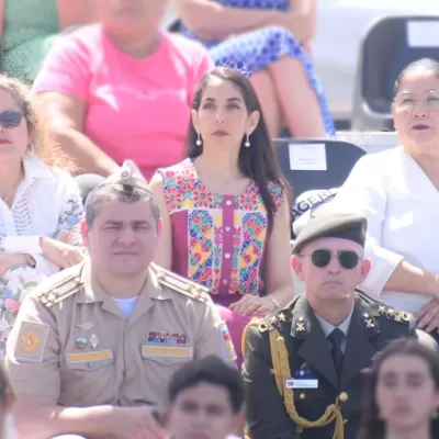 FISCAL GENERAL ASISTE A CEREMONIA Y DESFILE NAVAL CONMEMORATIVO POR EL 204 ANIVERSARIO DE LA ARMADA DE MÉXICO Y EL 201 ANIVERSARIO DE LA CONSTITUCIÓN FEDERAL DE 1824