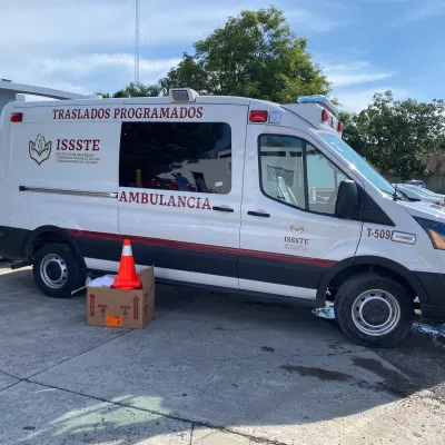 Incorpora Clínica Hospital Tuxpan del ISSSTE nueva ambulancia para traslados programados 